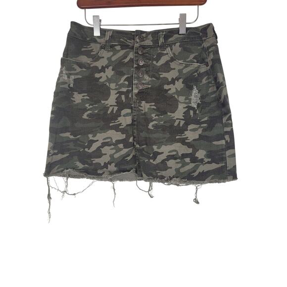 Vanilla Star Skirt 11 Womens Camouflage Mini Length Button Fly Raw Hem Denim - Picture 1 of 8